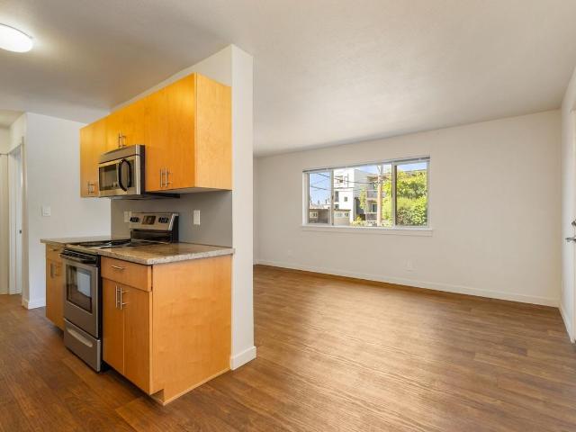 Pearl Street 3919 1 Bedroom Apartment for Rent at 3919 S Pearl St, Seattle, WA 98118 Columbia City