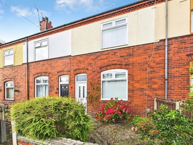 Pearl Street, Wigan, WN6 2 bed terraced house to rent £850 pcm £196 pw