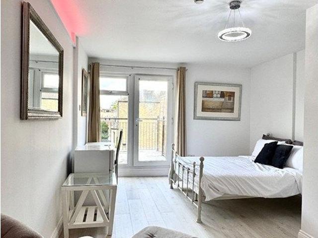 Pearson Park Apartments, Hull HU5, Studio to rent, £795 pcm | PrimeLocation