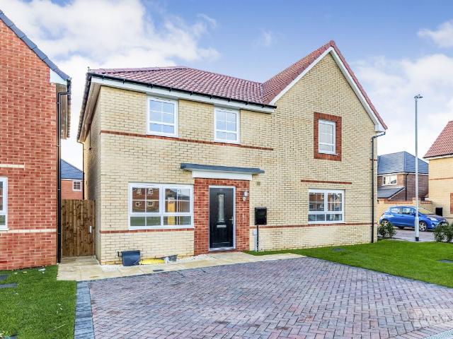 Peartree Walk, Peterborough PE7, 3 bed property to rent, £1,300 pcm | PrimeLocation