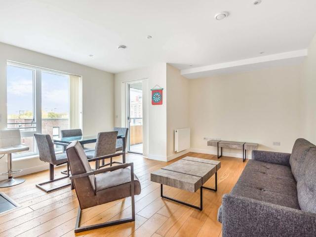 Peartree Way, Hankins House SE10, 3 bed property to rent, £2,999 pcm | PrimeLocation