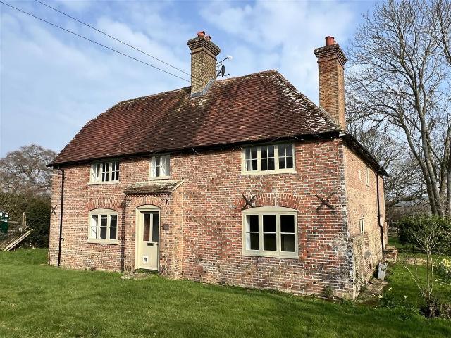 Peasmarsh, Rye TN31, 4 bed detached house to rent, £2,750 pcm | PrimeLocation