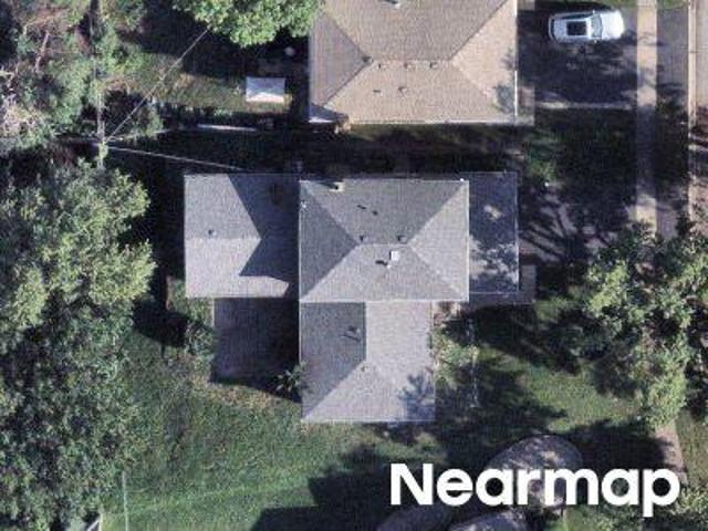 Pebblewood Ln