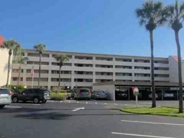 Pebble Beach Dr Apt 405