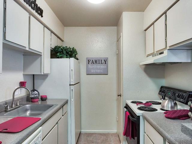 Pebblebend Apartments 2 Bedroom Apartment for Rent at 4315 Esmond Dr, Odessa, TX 79762