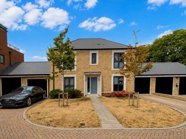 Pecham Close, Kings Hill ME19, 4 bed detached house to rent, £2,750 pcm | PrimeLocation