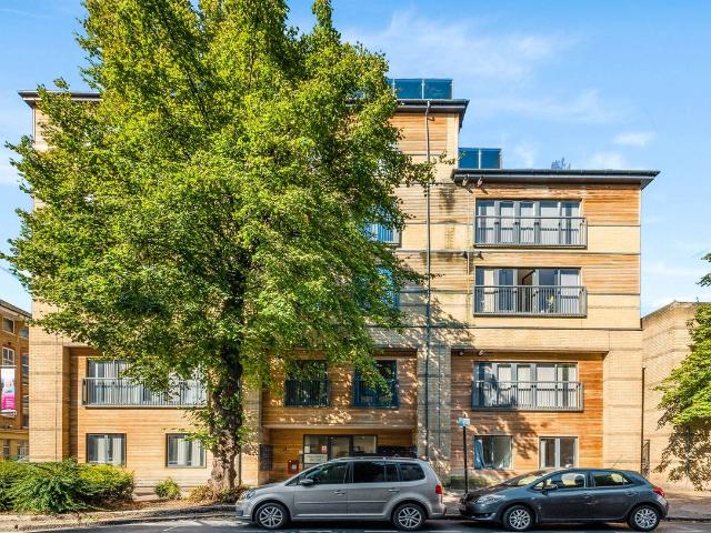 Pechiney House, The Grove, Slough SL1, 1 bed property to rent, £1,200 pcm | PrimeLocation
