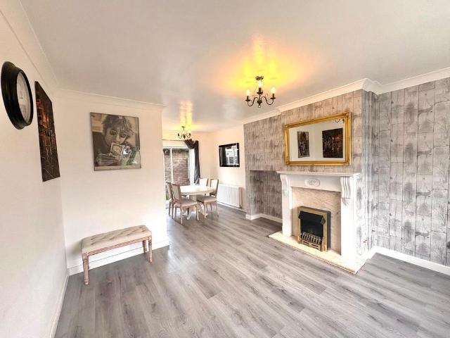 Peckforton Way, Upton, CHESTER 3 bed house to rent £1,100 pcm £254 pw