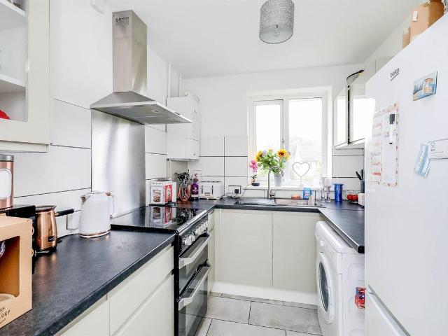 Peckover Road, Norwich NR4, 2 bed flat to rent, £1,200 pcm | PrimeLocation
