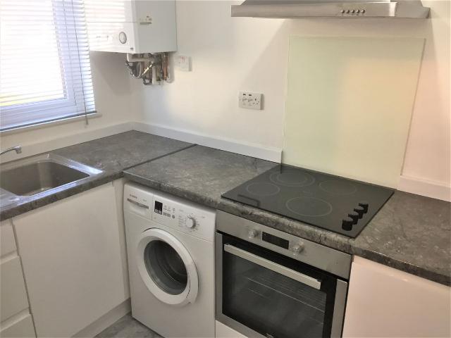Pedley Rd, Chadwell Heath RM8, 1 bed terraced house to rent, £1,700 pcm | PrimeLocation