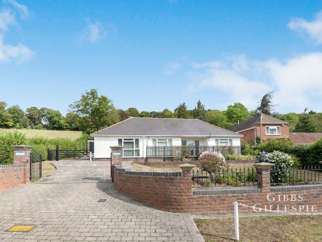 Pednor Road, Chesham, Buckinghamshire HP5, 3 bed bungalow to rent, £2,950 pcm | PrimeLocation