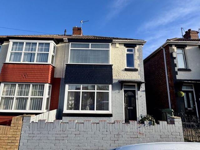 Peebles Avenue TS25 3 bed semi detached house to rent £725 pcm £167 pw