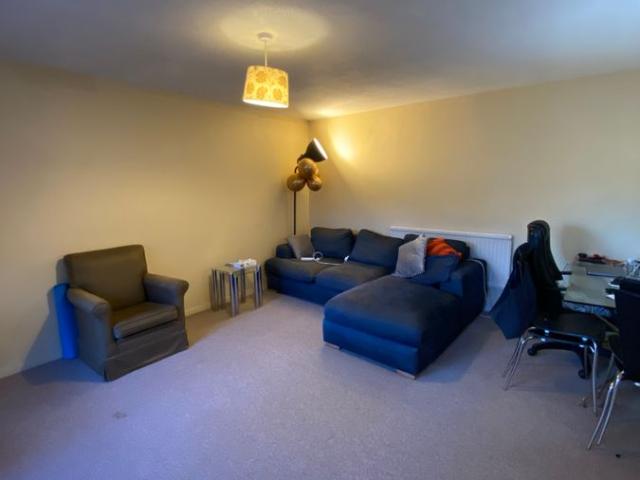 Peel Drive, Loughborough LE11, 2 bed flat to rent, £850 pcm | PrimeLocation
