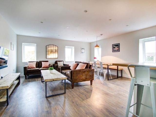 Peel Street, Nottingham NG1, 7 bed flat to rent, £754 pppm | PrimeLocation