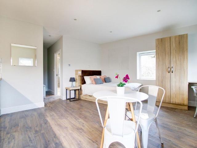 Peel Street, Nottingham NG1, Studio to rent, £866 pppm | PrimeLocation