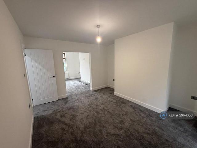 Peel Terrace, Stafford, ST16 4 bed terraced house to rent £1,199 pcm £277 pw