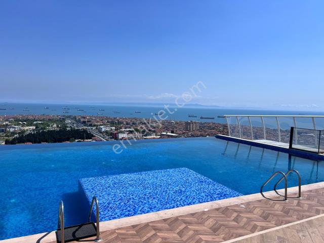 Pegaas'tan Allure Tower'da Göl Deniz E5 Manzaralı Satılık Daire