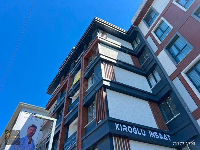 PEGAAS'TAN DENİZKÖŞKLER E5 CEPHE AYRI MUTFAKLI 4.KAT 2+1 DAİRE