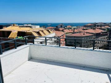 Pegaas'tan Deniz Manzaralı Sıfır Teras Kat 2+1 Kiralık Daire