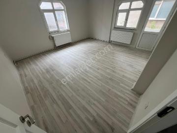 Pegaas'tan Üniversite Mah. Metrobüse Yakın 3+1 Kiralık Daire
