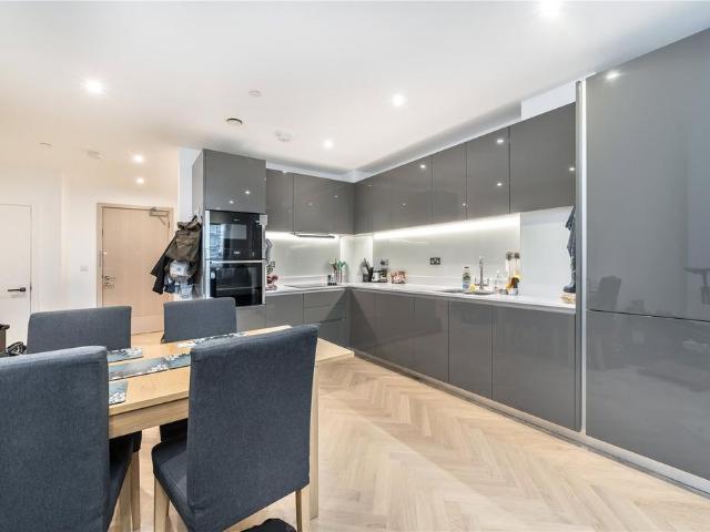 Pegler Square, Kidbrooke Village. 2 bed apartment to rent £2,300 pcm £531 pw