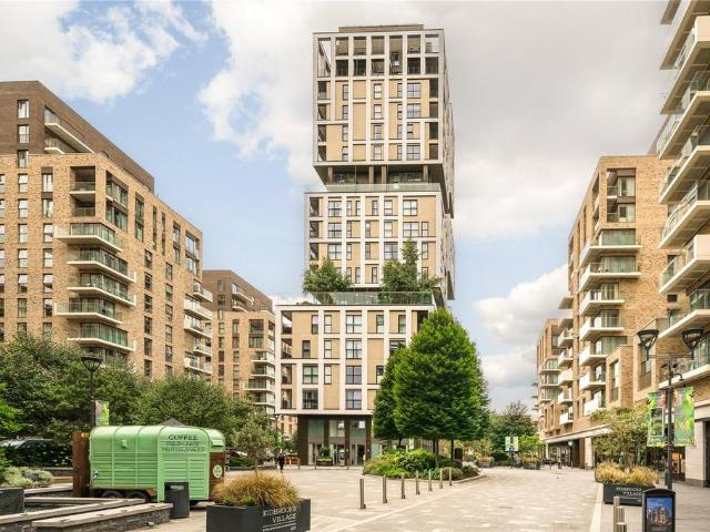 Pegler Square, Kidbrooke Village. 2 bed apartment to rent £2,400 pcm £554 pw