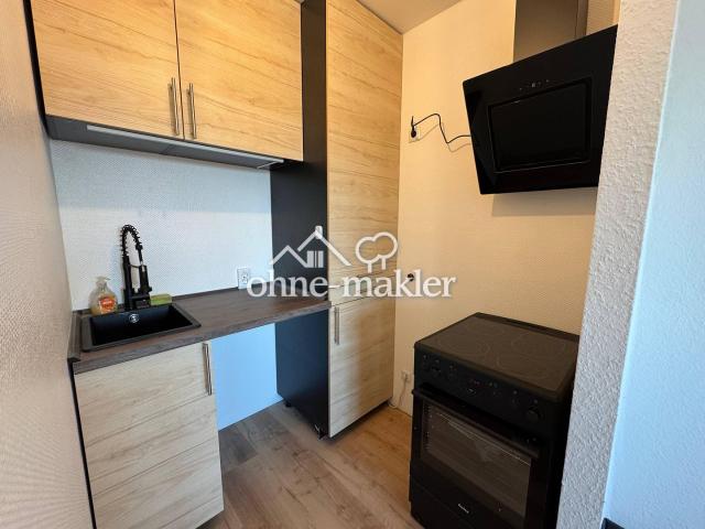 Peine Zentrum: Neu saniert & zentral & barrierefrei: Perfekte Single Wohnung in der 14. Etage