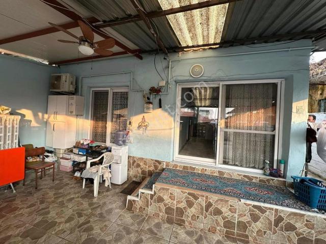 Pek Emlaktan Bahçeli Bakımlı 3 Kat İmarlı Satılık Müstakil Ev