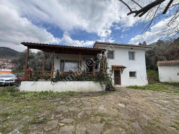 Pek Emlaktan Küçükkalede 2295 M2 Satılık Muhteşem Ev Ve Arsa