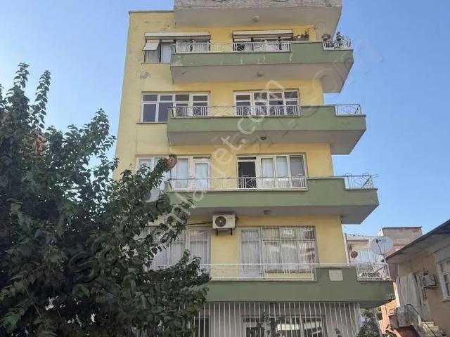 Pek Emlaktan Tire 4 Eylül Mahallesinde Satılık 3+1 Daire
