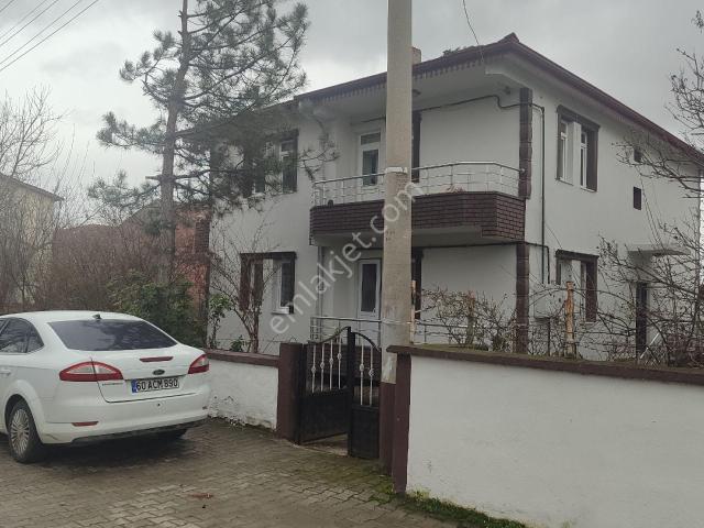 Pekgöz Gayrimenkul Emlak Dan Doğalgazılı Bahçeli İki Katlı Müstakil Ev Satılık