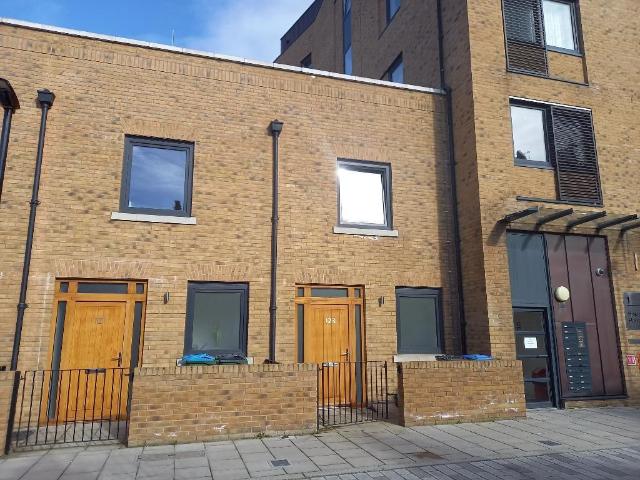 Pelton Road, Greenwich, London SE10, 2 bed terraced house to rent, £2,400 pcm | PrimeLocation