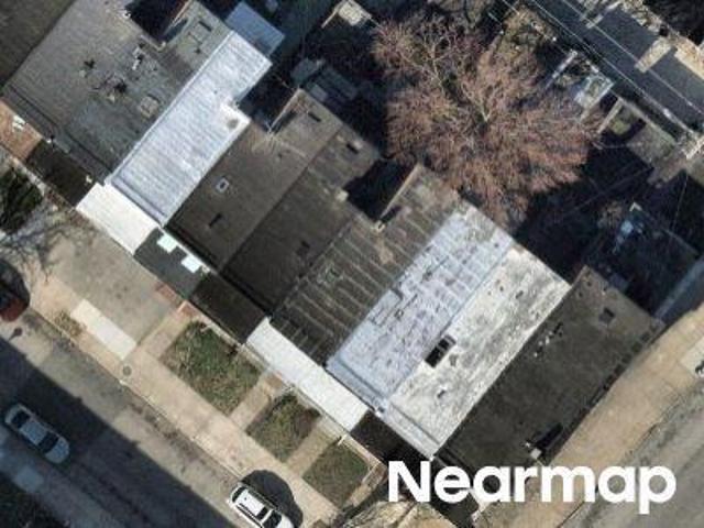 Pelham Ave