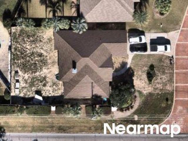 Pelican Bay Dr