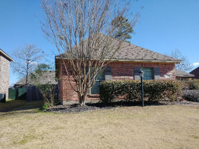 Pelican Creek Dr