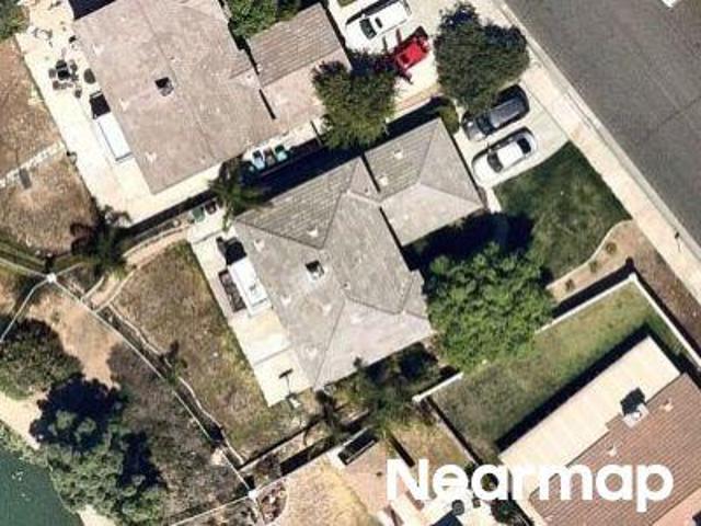 Pelican Ln