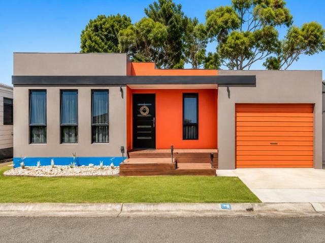 Pelican Shores Estate Site 16