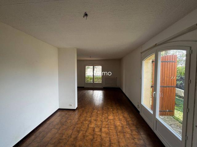 PELISSANNE VILLA T4 + JARDIN + TERRASSE + GARAGE 104.41 m2