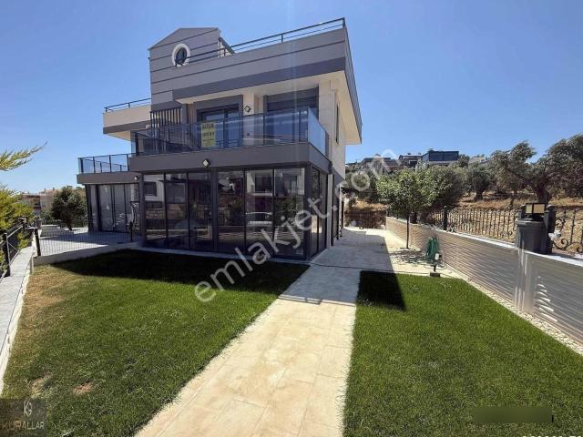Pelitköy Sahilin De Plaja 150 Metre Forleks Villa