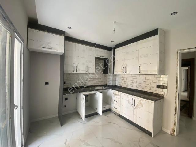 Pelitlibağ Yetiştirme Yurdu Yanı Satılık 100m2 2+1 Sıfır Lüks Daireler