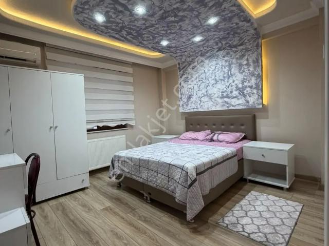 Pelitli'de Merkezi Konumda, Eşyalı 3+1 Ferah Kiralık Daire!