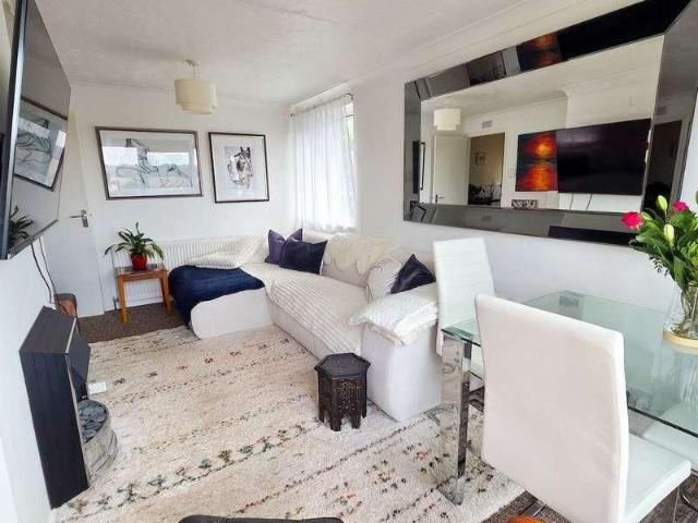 Pellew Way, Teignmouth, TQ14
