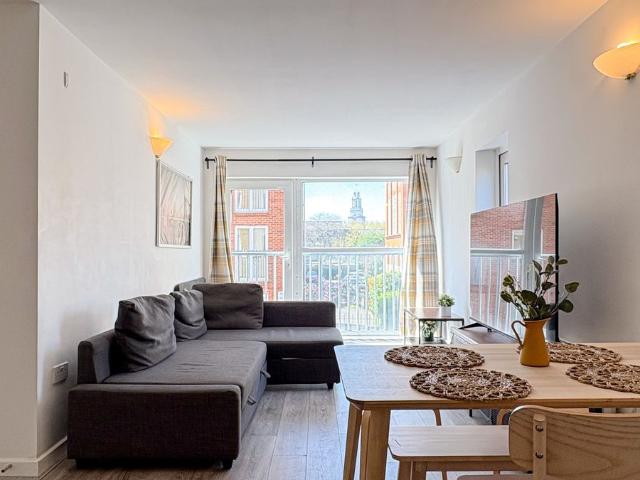 Pelling Street, London E14, 2 bed flat to rent, £2,350 pcm | PrimeLocation