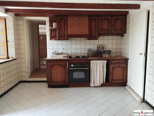 Pelouse – Maison 155 m², 4 ch jardin