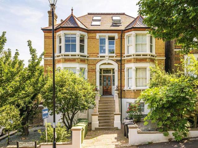 Pepys Road, London SE14 1 bed flat to rent £2,100 pcm £485 pw