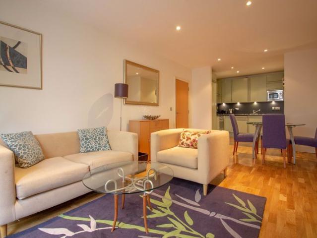 Pepys Street, Tower Hill EC3N, 1 bed flat to rent, £2,600 pcm | PrimeLocation