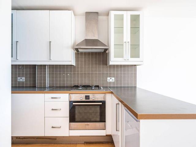 Pepe's Piri Piri, 199 Holloway Road, London, N7 8DJ, United Kingdom | 1 bed apartment for rent #130732882 | Rentberry