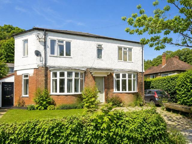 Peperharow Road, Godalming, Surrey GU7, 2 bed flat to rent, £1,350 pcm | PrimeLocation