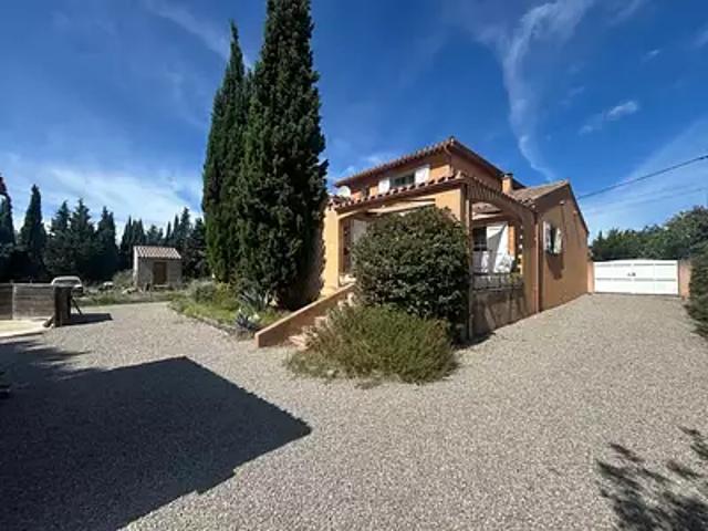 Pépieux 11700 Achat / Vente maison 5 pièces t5 au dernier étage terrasse