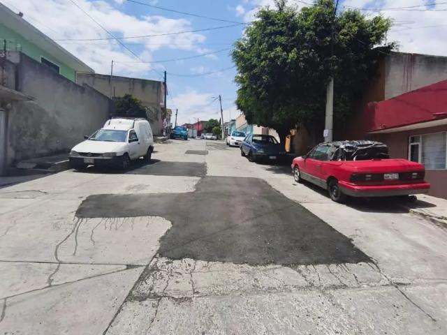 PEQUEÑO DEPARTAMENTO CON ESTACIONAMIENTO